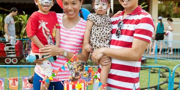 Tiger-Hello-Kitty-Face-Painting_Happier-Singapore1-580×871