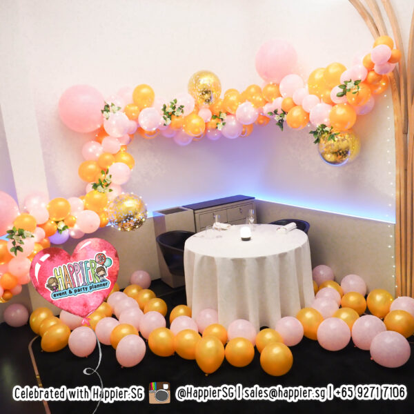 Proposal organic balloon garland