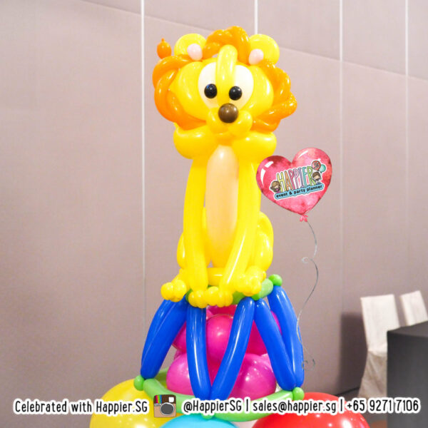 Carnival-circus-lion-balloon-sculpture-decoration