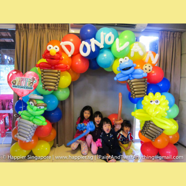 Sesame-street-balloon-arch-decoration