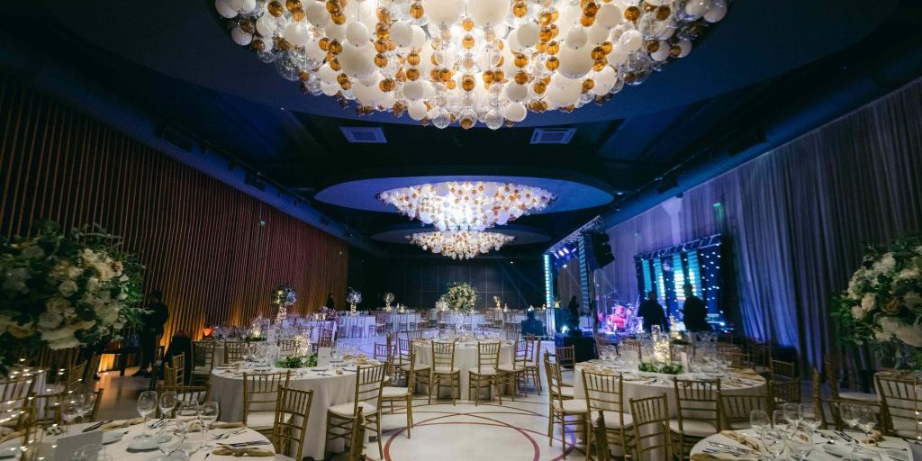 How to Pick the Perfect Venue for Your D&D Night Out